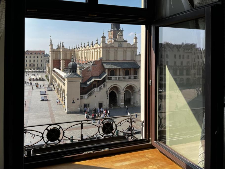 Pod Sloncem - Rynek Glowny คราคูฟ ภายนอก รูปภาพ